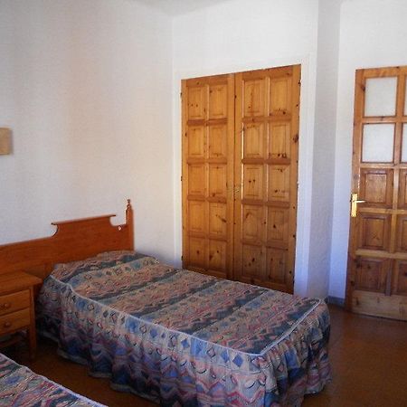 Hostal Juan Ramon Lloret de Mar Ngoại thất bức ảnh