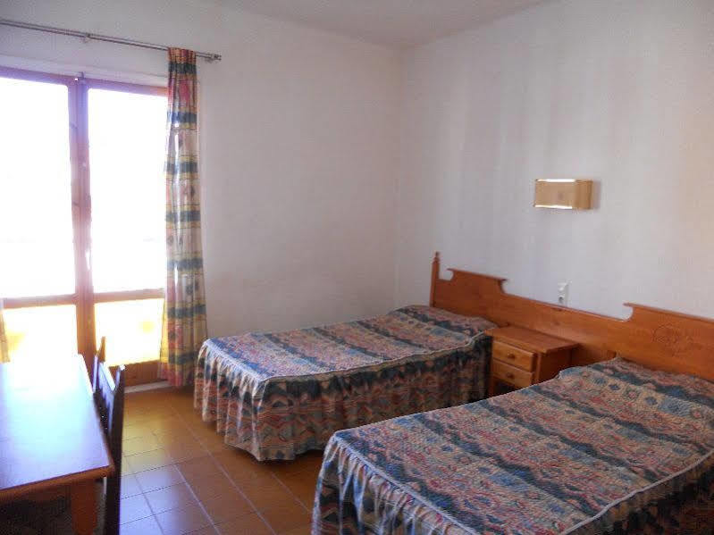 Hostal Juan Ramon Lloret de Mar Ngoại thất bức ảnh